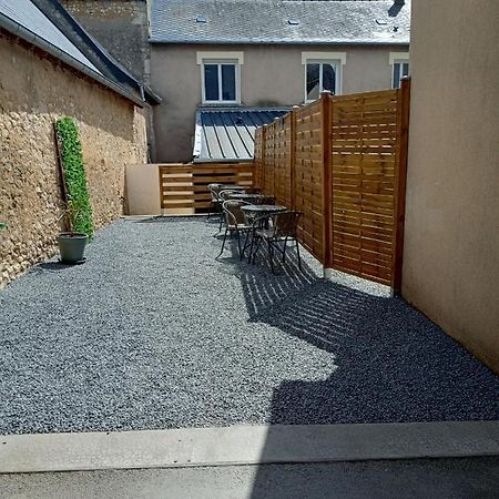 Appart 3 Chambres Noyen-sur-Sarthe Exterior foto